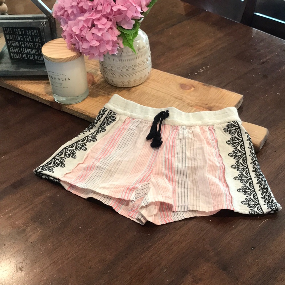 Takara Girls Shorts Size Small